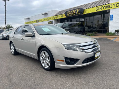 Used 2010 Ford Fusion SE image 1