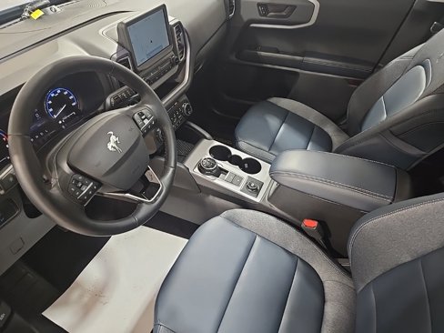 Used 2024 Ford Bronco Sport Outer Banks w/ Tech Package image 19