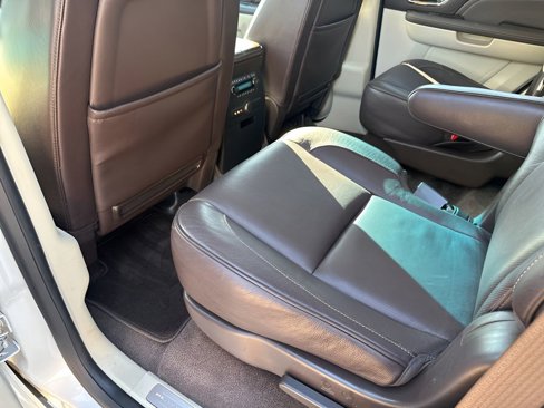 Used 2013 Cadillac Escalade Platinum image 20