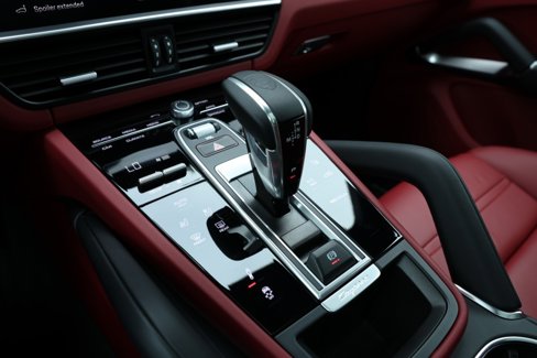 Used 2023 Porsche Cayenne Turbo S image 36