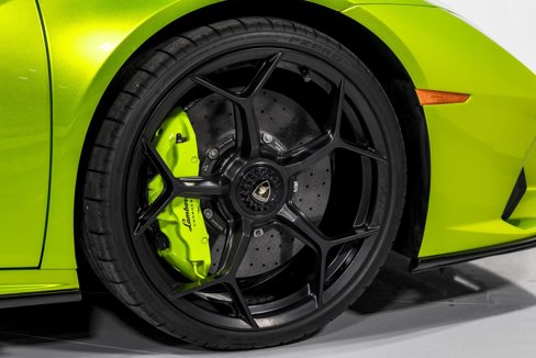 Used 2023 Lamborghini Huracan EVO image 46