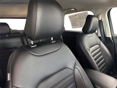 Used 2022 Ford Edge SEL w/ Convenience Package image 11
