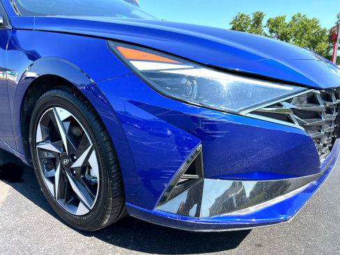 Used 2021 Hyundai Elantra Limited image 26