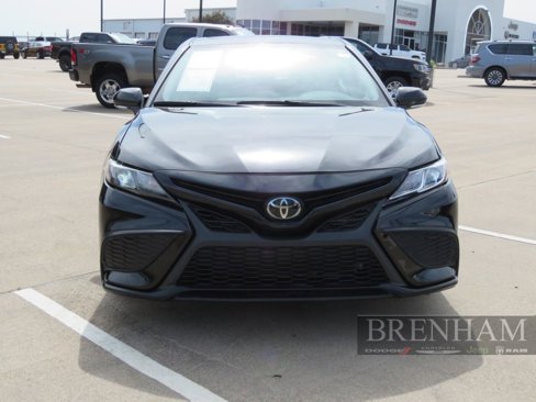 Used 2024 Toyota Camry SE image 9