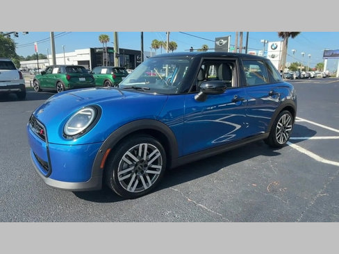 Certified 2025 MINI Cooper S image 35