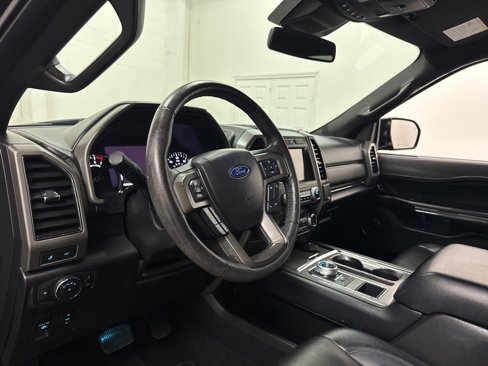 Used 2019 Ford Expedition Max XLT w/ Equipment Group 202A image 31