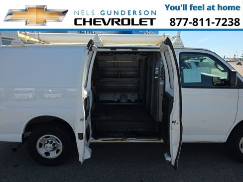 Used 2016 Chevrolet Express 3500 image 8