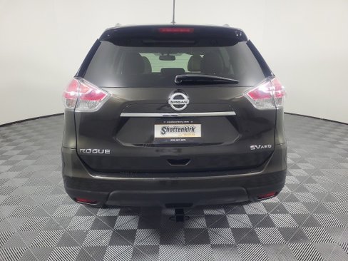 Used 2016 Nissan Rogue SV w/ SV Moonroof Package image 9