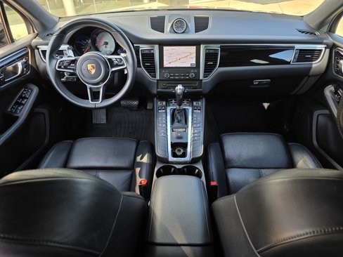 Used 2018 Porsche Macan S w/ Premium Package Plus image 17