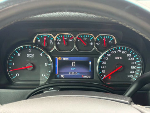 Used 2015 Chevrolet Suburban LT image 16