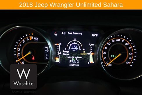 Used 2018 Jeep Wrangler Unlimited Sahara image 40