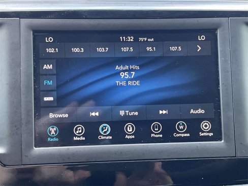 Used 2018 Chrysler Pacifica Touring Plus w/ S Appearance Package image 26