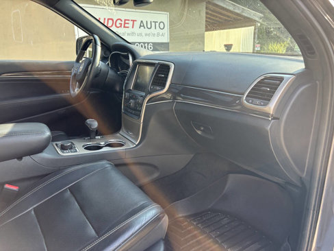 Used 2014 Jeep Grand Cherokee Overland image 31