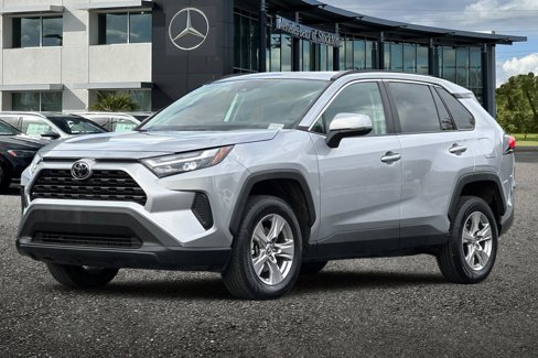 Used 2023 Toyota RAV4 XLE image 8
