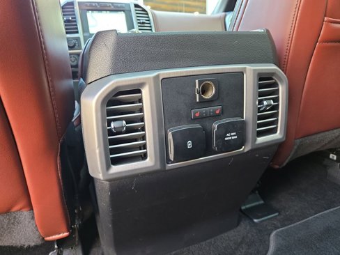 Used 2018 Ford F150 Platinum w/ Equipment Group 701A Luxury image 27