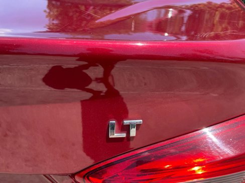 Used 2018 Chevrolet Cruze LT w/ Convenience Package image 4