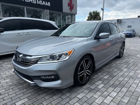 Used 2016 Honda Accord Sport image 3