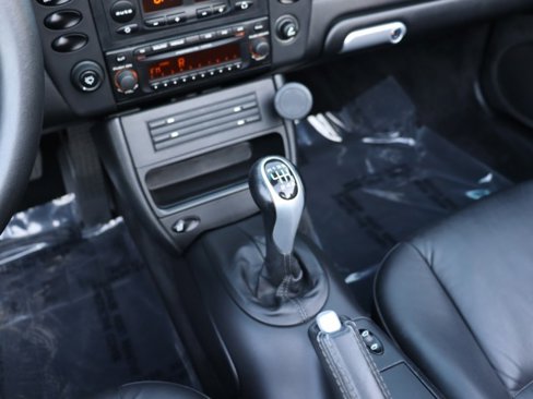 Used 2004 Porsche 911 Carrera image 33