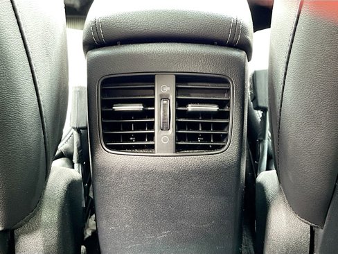 Used 2022 Kia Niro EX image 33