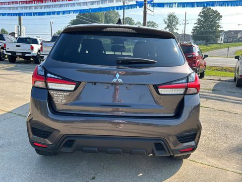 Used 2021 Mitsubishi Outlander Sport ES image 4