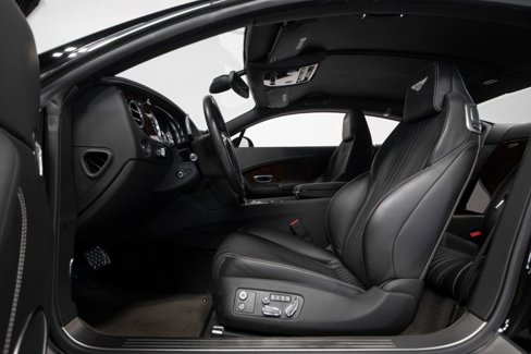 Used 2017 Bentley Continental GT image 20