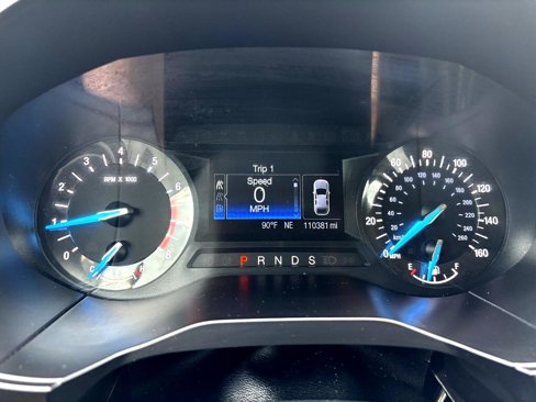 Used 2015 Ford Edge SE image 14