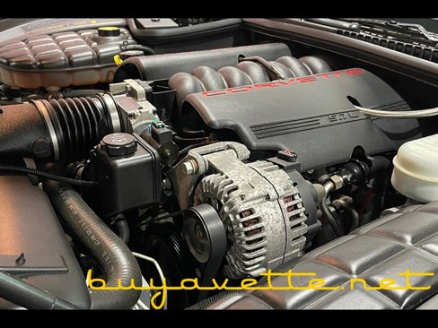 Used 2004 Chevrolet Corvette Coupe w/ Preferred Equipment Group image 24
