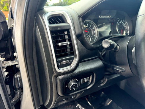 Used 2019 RAM 1500 Big Horn image 16
