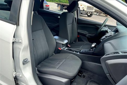 Used 2017 Ford Focus SE image 7