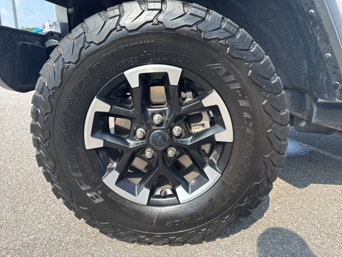 Used 2024 Jeep Wrangler Unlimited Rubicon 4xe image 25