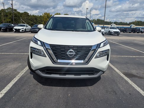 Used 2023 Nissan Rogue SV image 8