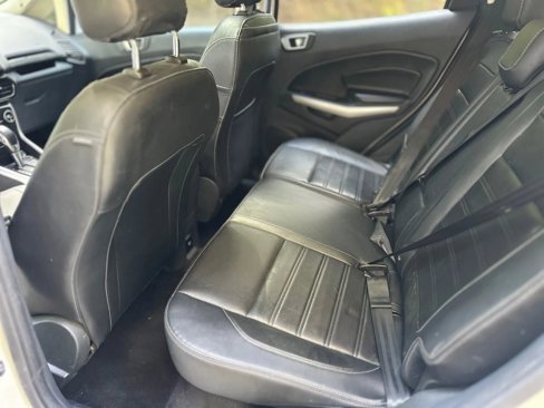 Used 2020 Ford EcoSport Titanium image 11