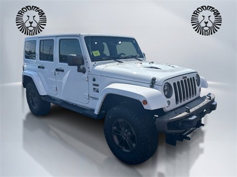 Used 2016 Jeep Wrangler Unlimited Sahara image 3