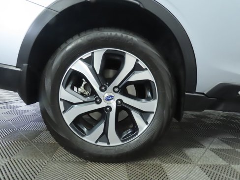 Used 2021 Subaru Outback Limited XT image 33
