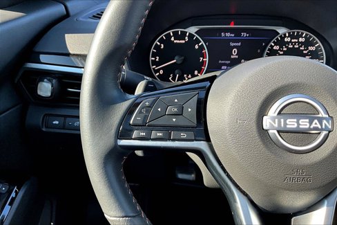 Used 2024 Nissan Altima 2.5 SR w/ SR Premium Package image 9
