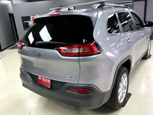 Used 2017 Jeep Cherokee Latitude image 31