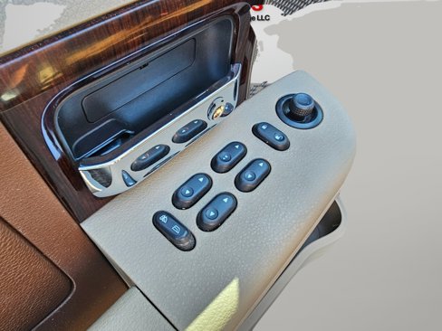 Used 2005 Ford F150 King Ranch image 23
