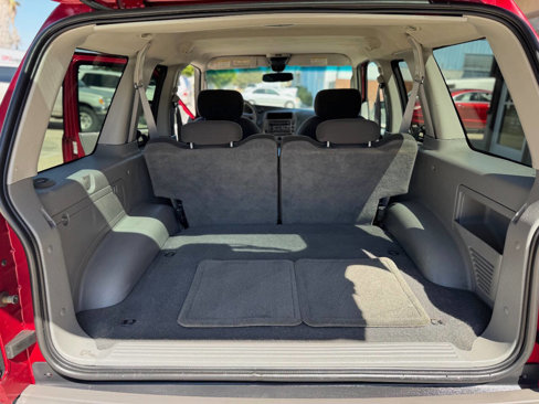 Used 2003 Ford Explorer image 19