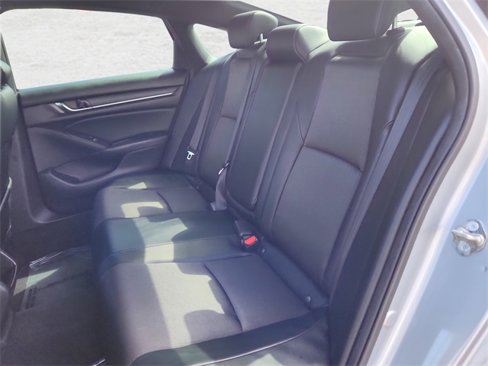 Used 2018 Honda Accord Sport image 24