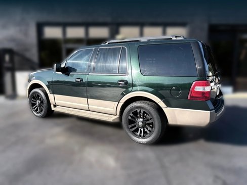 Used 2014 Ford Expedition XLT w/ Equipment Group 202A image 3