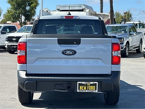 New 2025 Ford Maverick XLT image 5