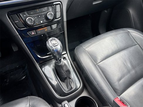 Used 2019 Buick Encore Essence image 18