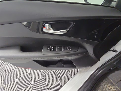 Used 2023 Kia Forte GT-Line w/ GT-Line Premium Package image 17