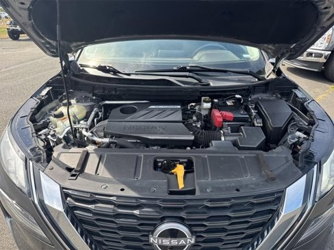 Used 2023 Nissan Rogue SV image 25