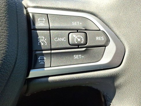 Used 2024 Jeep Compass Limited image 22