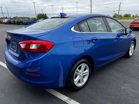 Used 2017 Chevrolet Cruze LT image 4