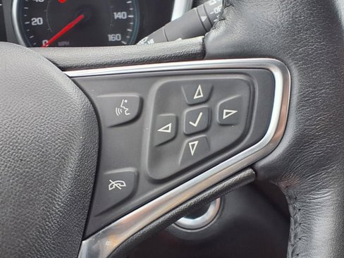 Used 2018 Chevrolet Equinox Premier image 13