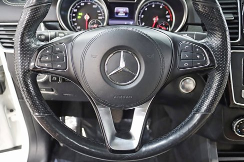 Used 2018 Mercedes-Benz GLS 550 4MATIC image 15