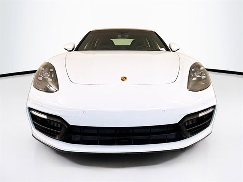 Certified 2021 Porsche Panamera image 6