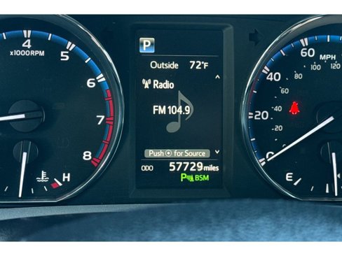 Used 2016 Toyota RAV4 Limited image 27